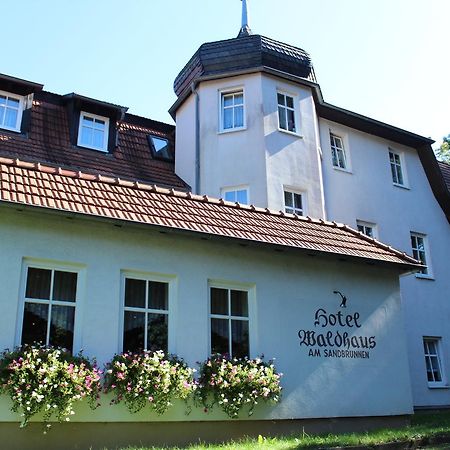 Hotel Waldhaus Romhild Extérieur photo