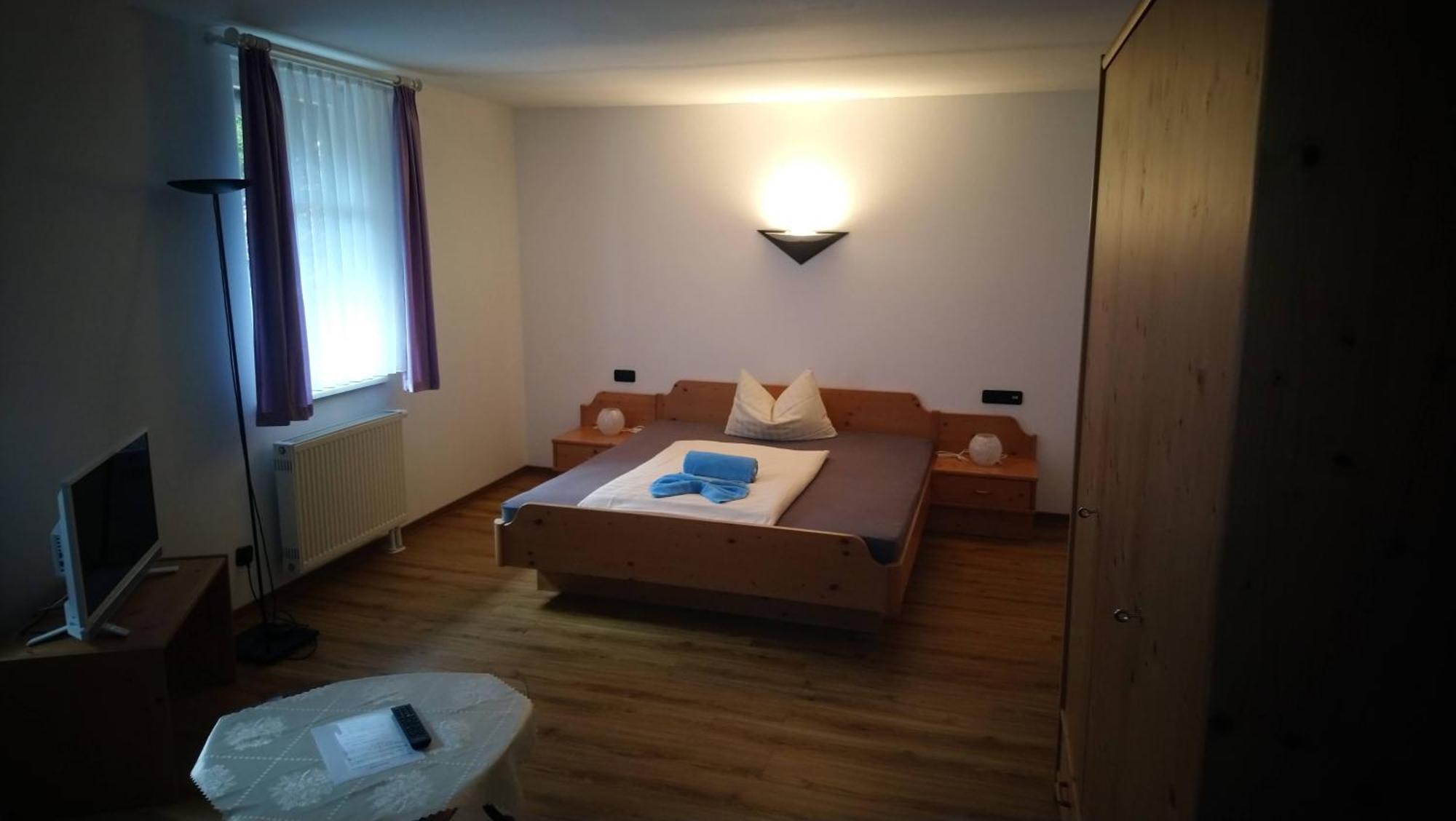 Hotel Waldhaus Romhild Extérieur photo