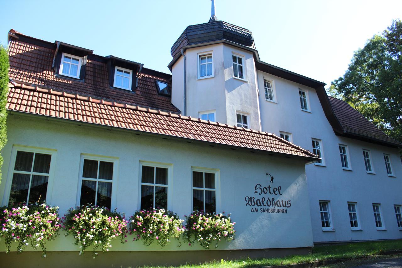 Hotel Waldhaus Romhild Extérieur photo
